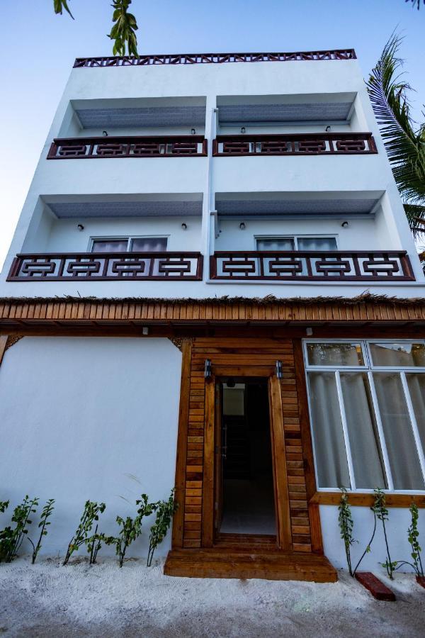 Batuta Maldives Fourson Hotel Thulusdhoo Kültér fotó