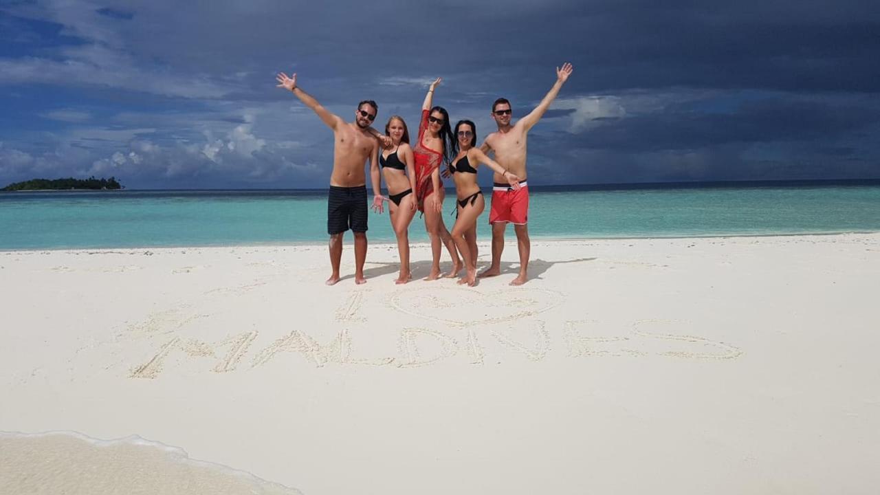 Batuta Maldives Fourson Hotel Thulusdhoo Kültér fotó