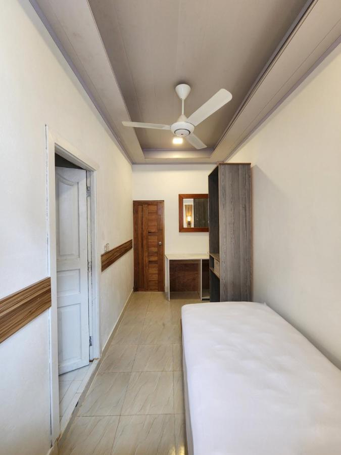 Batuta Maldives Fourson Hotel Thulusdhoo Kültér fotó