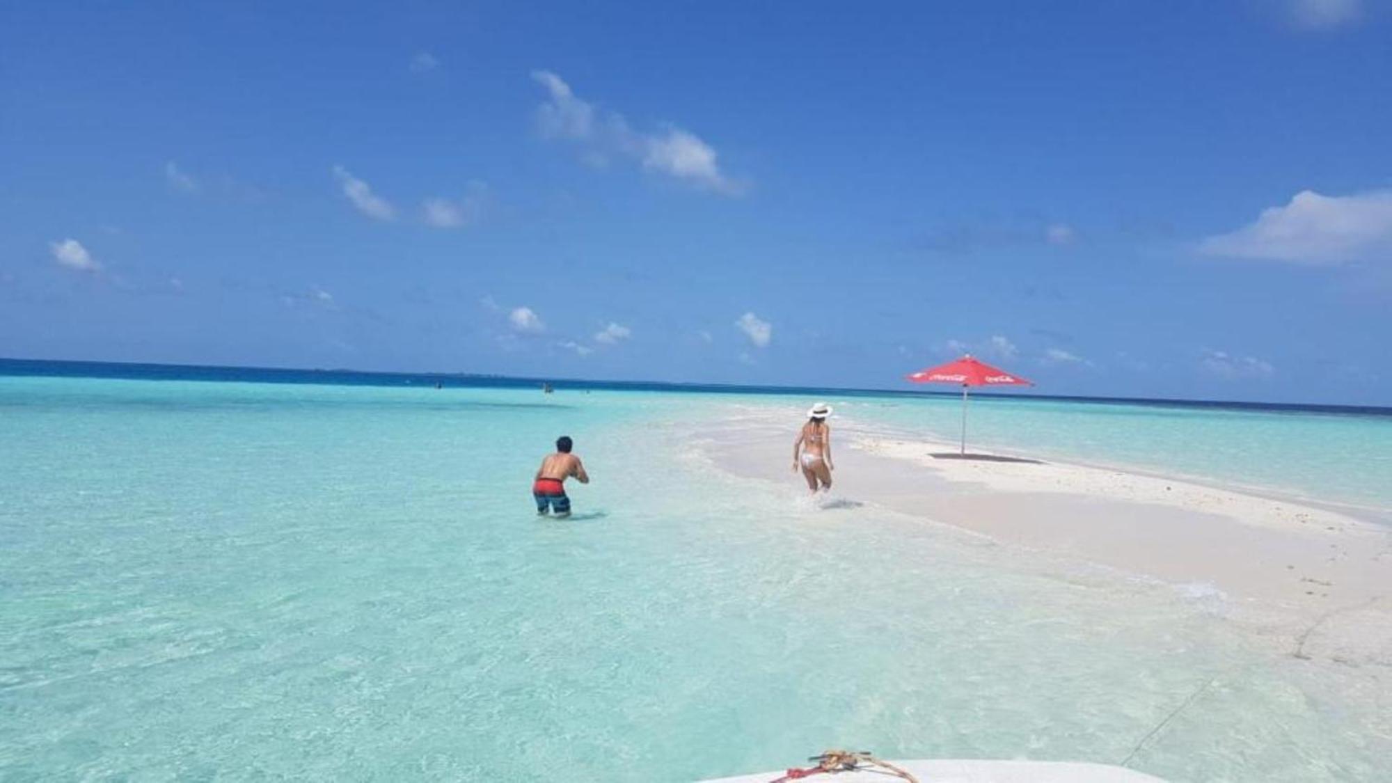 Batuta Maldives Fourson Hotel Thulusdhoo Kültér fotó