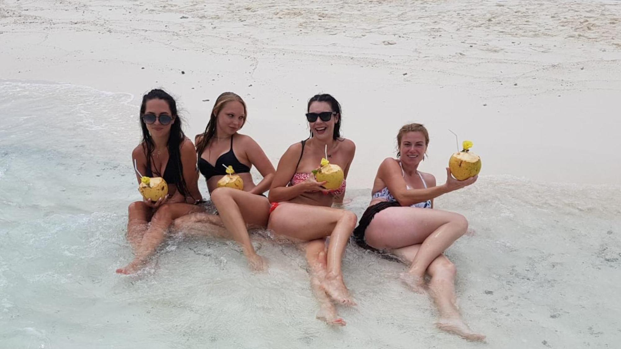 Batuta Maldives Fourson Hotel Thulusdhoo Kültér fotó